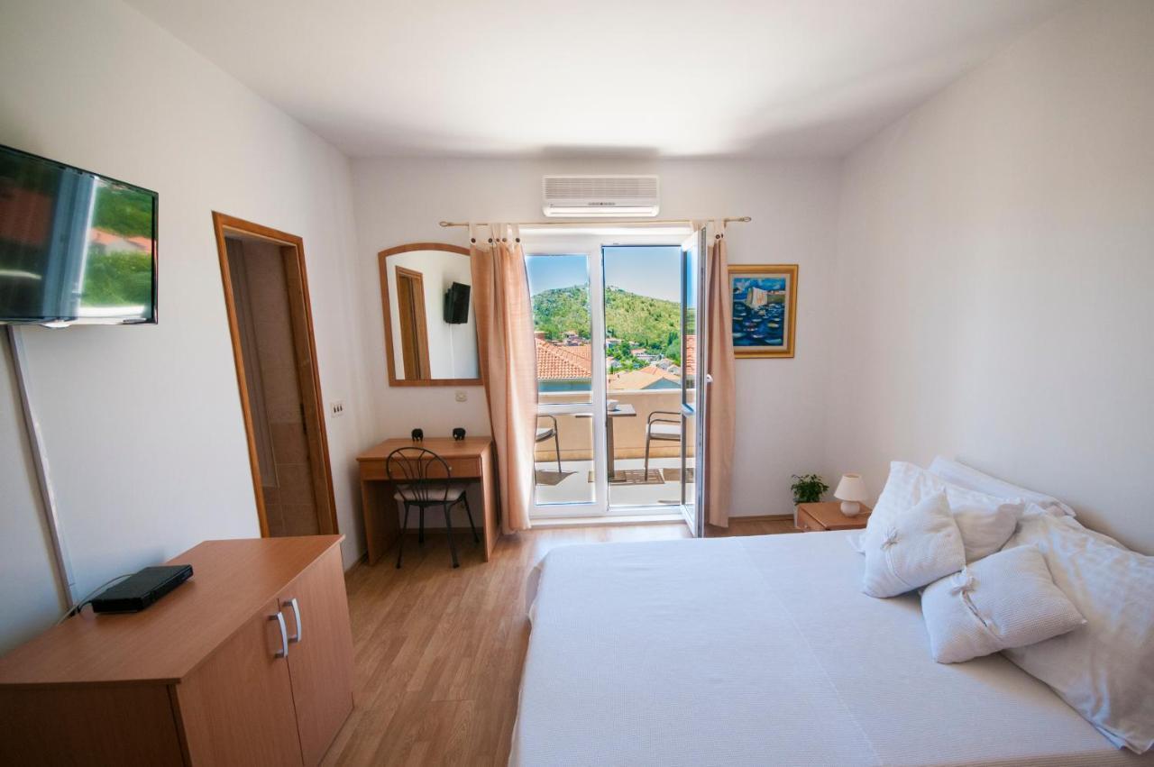 Zupa Dubrovacka Gasthof 3*